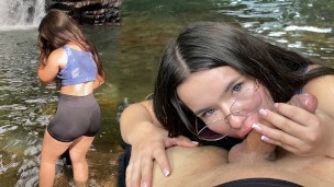 A date in a magical and distant place with an adventurer ends in sex outdoors.
