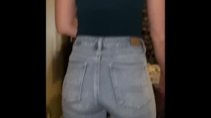 Hott tinder blonde takes is in the butt first night