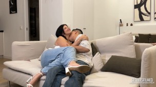 First date went well – now it’s time to fuck