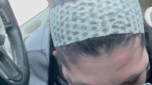 Giving road head for a hard cock