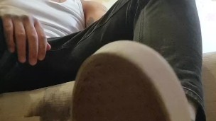 foot slave welcome. going to party and have a place for you