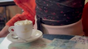 Cats don’t wear panties, but I take off my panties in a cafe (part 1).