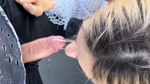 Я не ожидала, что во время фотосессии мне засунут член в рот